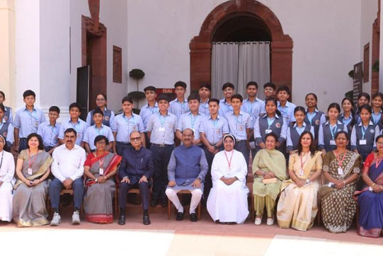 petarians-with-shri-om-birla-img-th-02