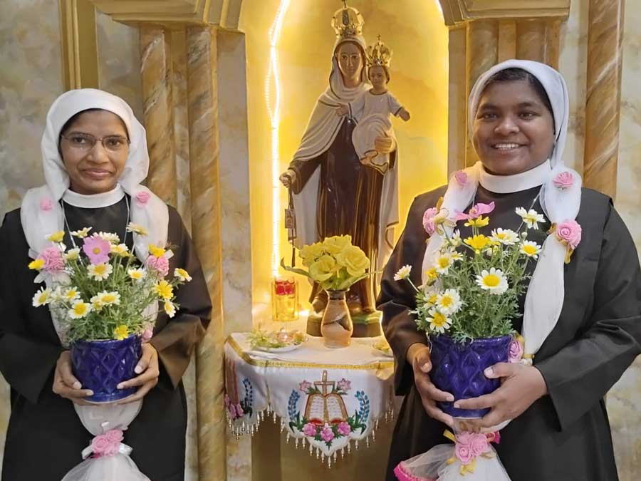 Renewal of Vows of Sr. Karina and Sr. Rajshree
